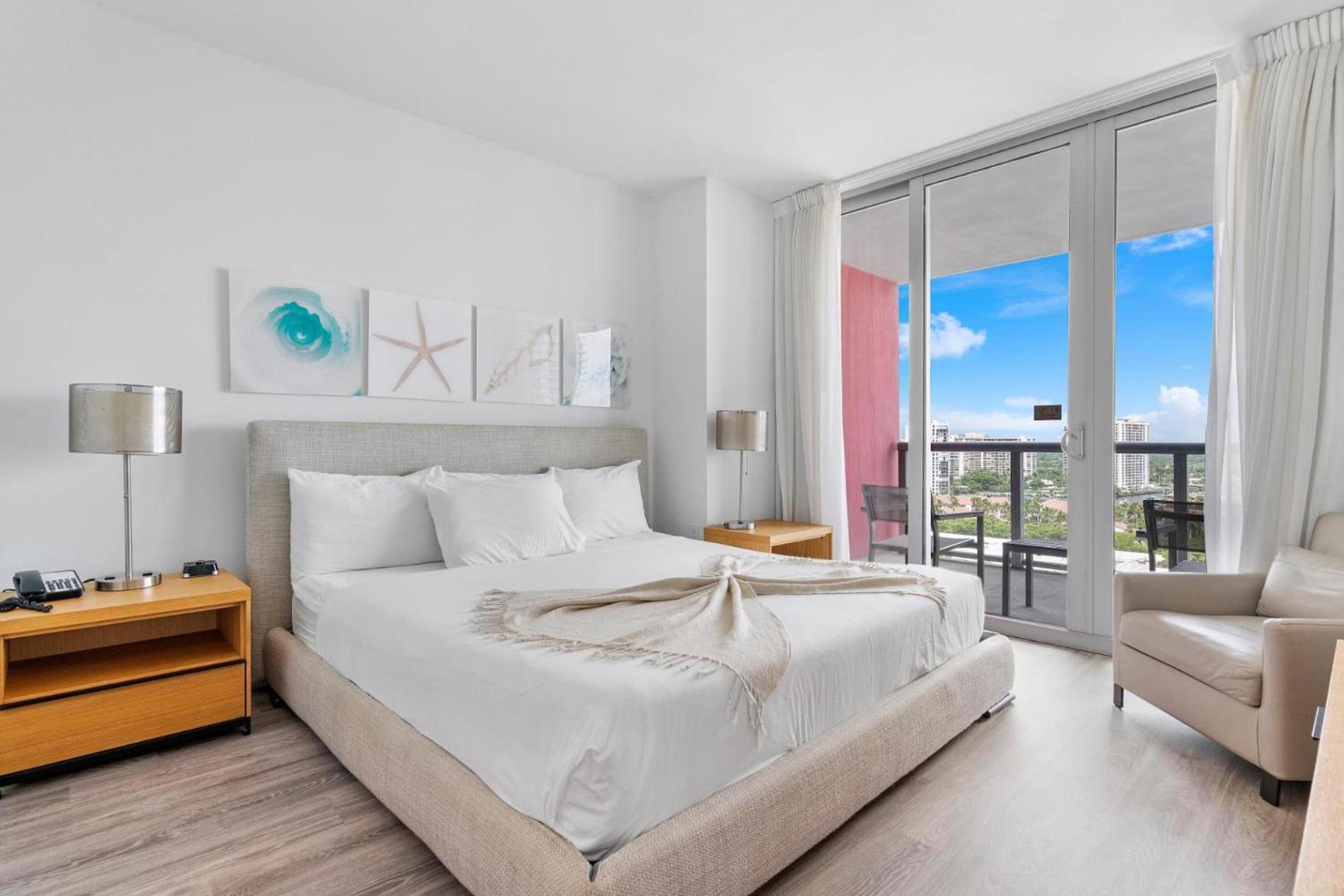 Modern One Bedroom Rental At Beach Walk Resort Miami 18Th Floor Hallandale Beach Exterior foto
